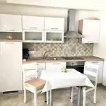 Lili Апартаменты